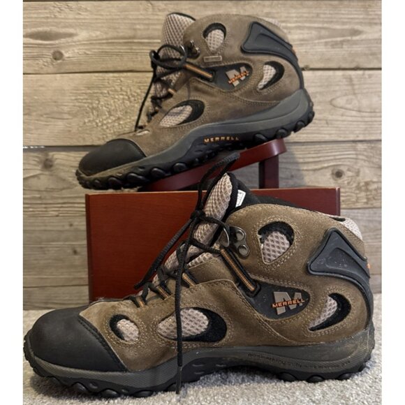 MERRELL Chameleon Mid Kids Size 6.5 Kangaroo/Boa Waterproof Hiking Boots J8033 - Picture 2 of 13